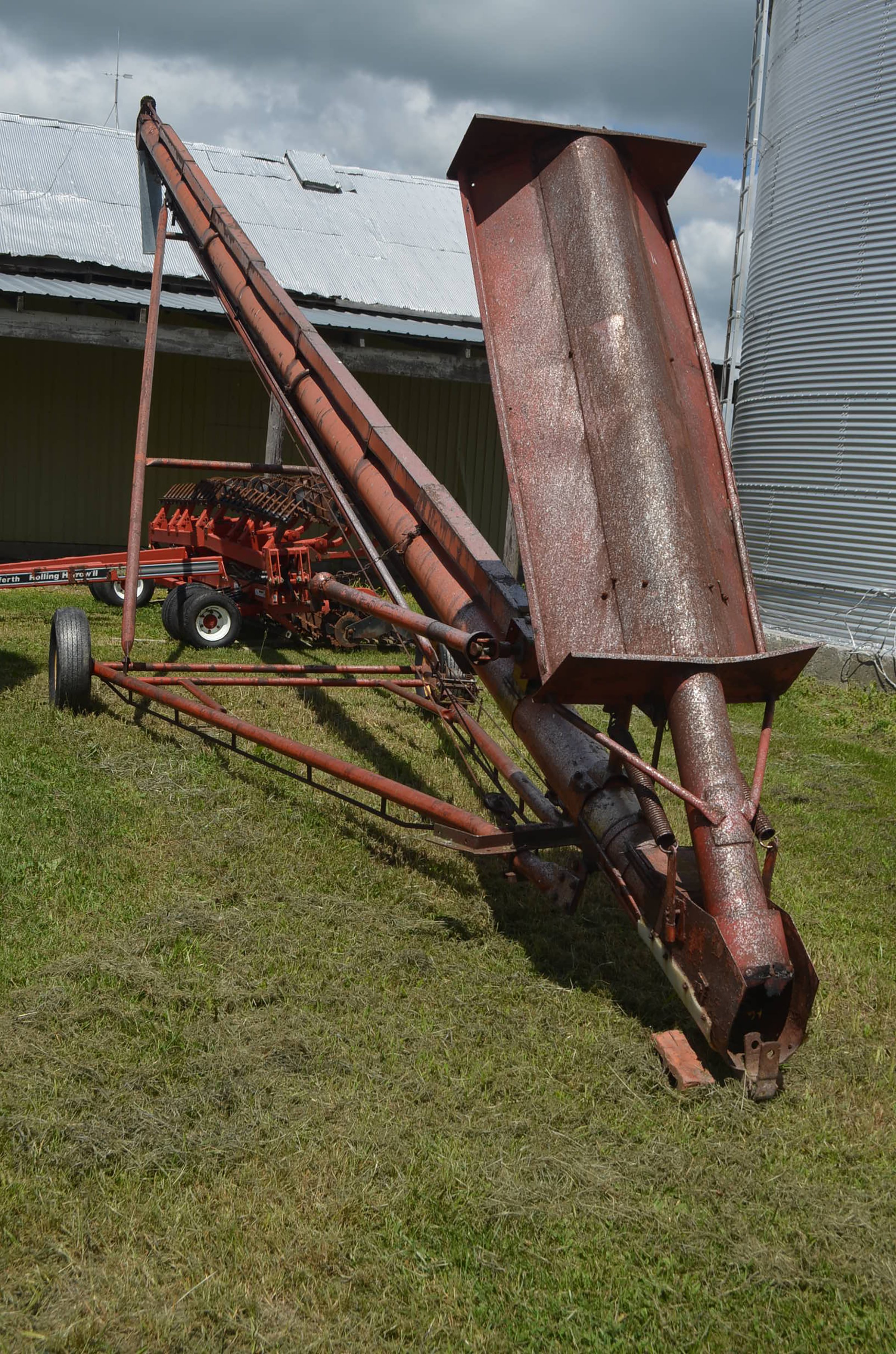 Property photo 31 - FARM EQUIPMENT AUCTION IN PAULDING COUNTY, OHIO